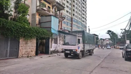 Cho thuê nhà MBKD Phố Thịnh Liệt, 4 tầng x 110m2, 8 ngủ, 25 Triệu VP, siêu thị, phòng khám