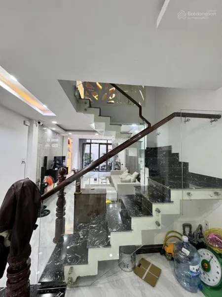 BÁN NHÀ AN BÌNH, QUẬN 5, 5 TẦNG ,6 PHÒNG NGỦ- GIÁ CHỈ NHỈNH 13 TỶ.Lh: 0939345129