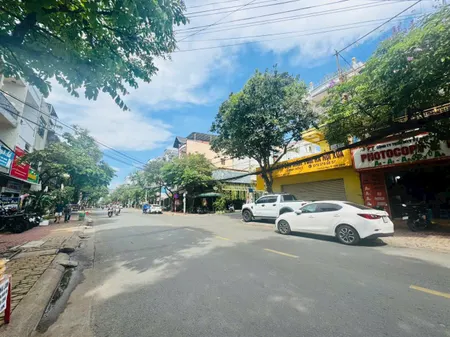 Bán nhà 1T2L góc 2 mặt tiền đường Phan Chu Trinh P. Quang Vinh chỉ 13,5 tỷ