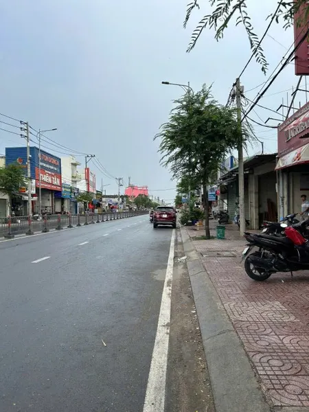 BÁN NHÀ MẶT TIỀN TÔ KÝ – HÓC MÔN – NHÀ 3 LẦU – DTXD 325M² – GIÁ CHỈ 16 TỶ