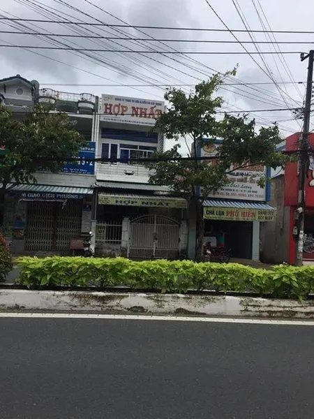 Nhà mặt tiền đường trần hưng đạo