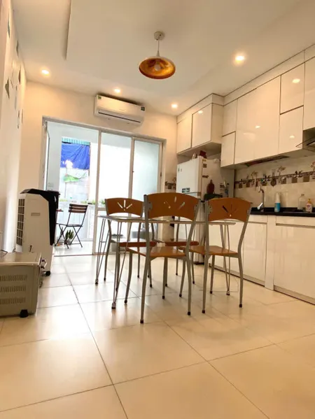 Cho thuê nhà Kim Hoa, ngay Xã Đàn 4 tầng x 30m2, 2 ngủ, 12 Triệu ở hộ gia đình
