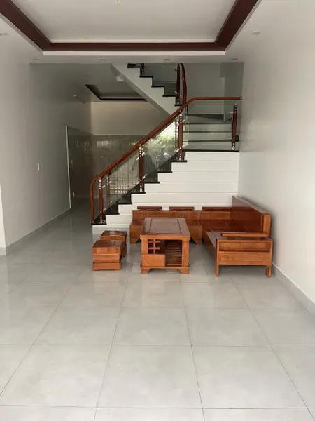 CHÍNH CHỦ CẦN BÁN NHÀ 3 TẦNG MẶT NGÕ RỘNG RÃI