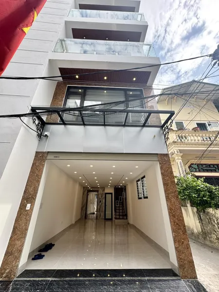 Bát Khối, Long Biên nhà mới lô góc Dt41m*7T thang máy gara ô tô giá 10.6 tỷ