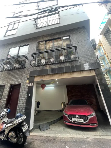 Nguyễn Văn Cừ,Long Biên lô góc ô tô vào nhà DT45m*5T giá 14 tỷ