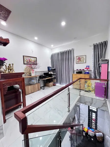Nhà 1 trệt 1 lầu nhánh hẻm 385 Lê Hồng phong Phú hòa