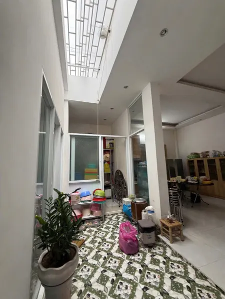 Bán Nhà 1 trệt  1 lầu đường 7m, hai ô tô né nhau tại Vĩnh Hải - Nha Trang Cách 2/4 Chỉ 100m