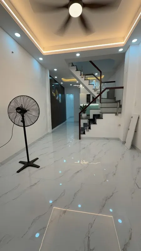 NHÀ 2 TẦNG 1 TRỆT 1 LẦU – HẺM ĐẸP TRẦN VĂN KHÁNH, Q7 – GẦN HUỲNH TẤN PHÁT – NHÀ MỚI ĐẸP GIÁ TỐT