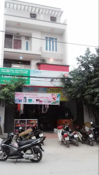 Bán nhà trục chính liên xã, khu vực kinh doanh sầm uất, đườnh hiện tại 12m, đang mở 24m