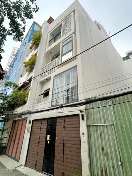 Vào Sài Gòn, một thời gian nhà gần sân bay! 4 tầng - 5x16m Nguyễn Thái Sơn chỉ 9,95 tỷ!!!