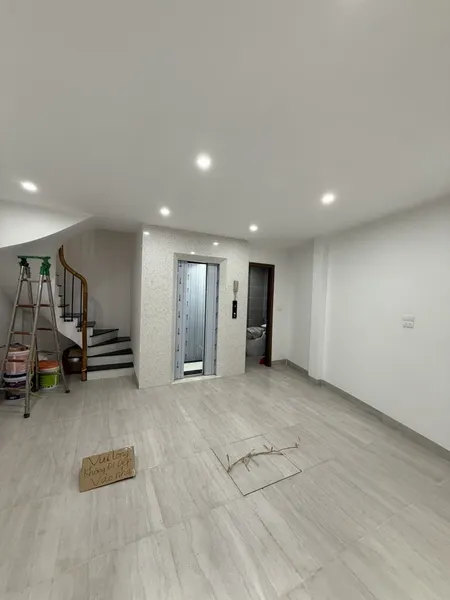 MẶT NGÕ PHỐ CÁT LINH , 7TẦNG THANG MÁY NHẬP KHẨU-DT 37M2-MT,7.2:GIÁ CHỈ 14.6 TỶ