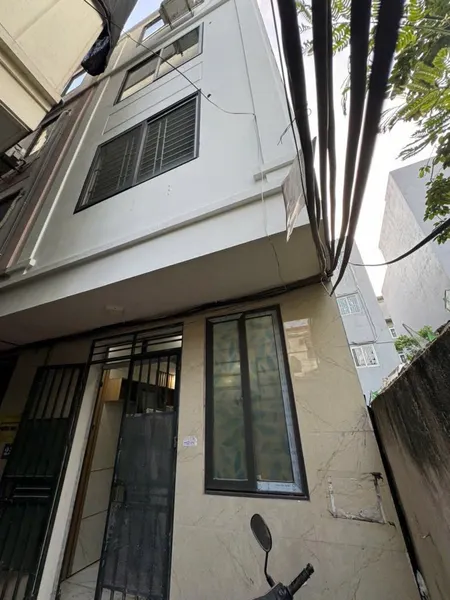 BÁN NHÀ ĐẠI MỖ NAM TỪ LIÊM 32m 5,9 TỶ 5 TẦNG MT 3,6m. NGÕ THÔNG RỘNG.