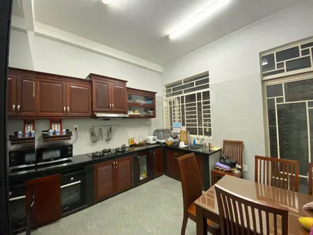 Cực hiếm: Nhà 65m² (4.4x15), 3PN – hẻm xe hơi đậu cửa – Tân Phú – sát chợ Tân Hương – giá tốt 7.6 tỷ