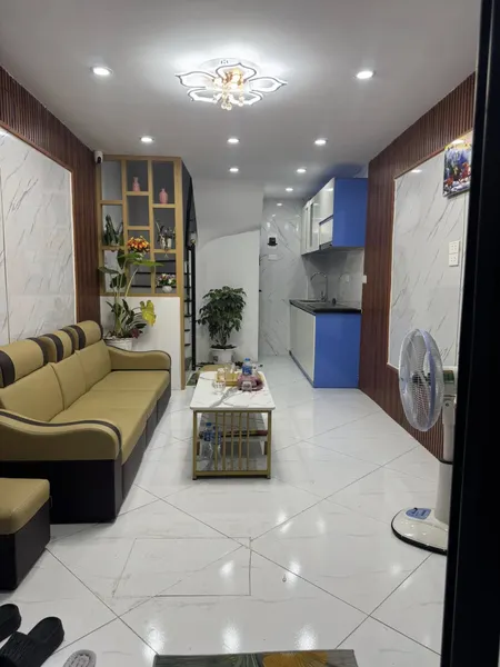 Bán Nhà! Bạch Mai,30m ra phố,Ngõ Rộng,DT: 23m2 x  5Tầng,Giá: 5.65 tỷ Hai Bà Trưng