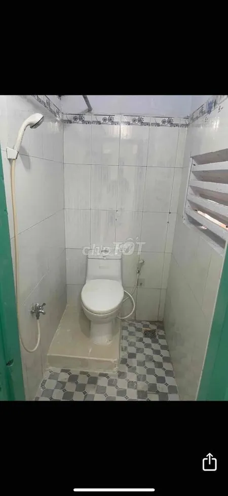 Bán Nhà Mặt Tiền 7 Hộ Ở - Nhà Tập Thể (Bán Tầng 4 + Sân thượng) Mặt Tiền Lê Văn Sỹ, Phường 1, Tân Bình