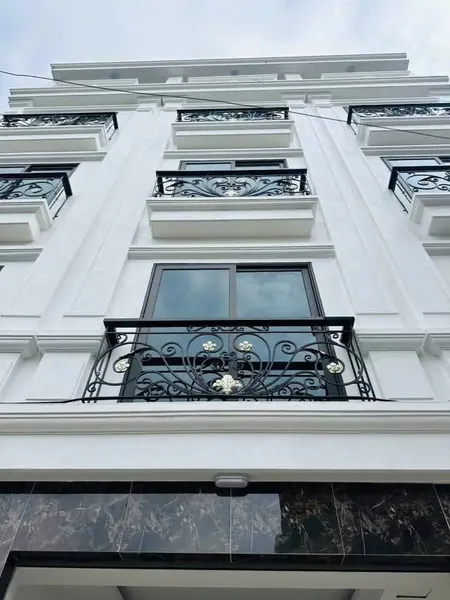 BánNgôi Nhà Đẹp Ô TÔ Đỗ Gần, Nhỉnh 5 Tỷ – Ở Đại Mỗ LH 0972 078 667