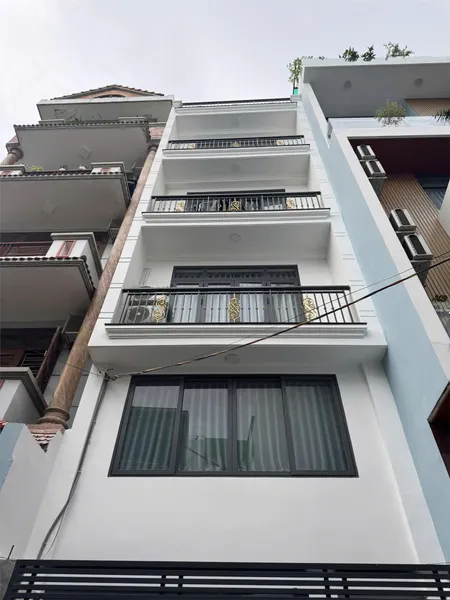 **Bán nhà ngay Lê Văn Sỹ** HXH phường 1 Tân Bình; (4,5*22) , gần công viên