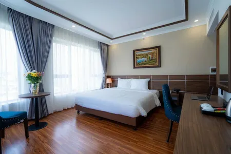 Bán khách sạn mặt phố Thuốc Bắc, 151m2, 7 tầng, mặt tiền 5m, 151 tỷ, dòng tiền 3.3 tỉ/năm