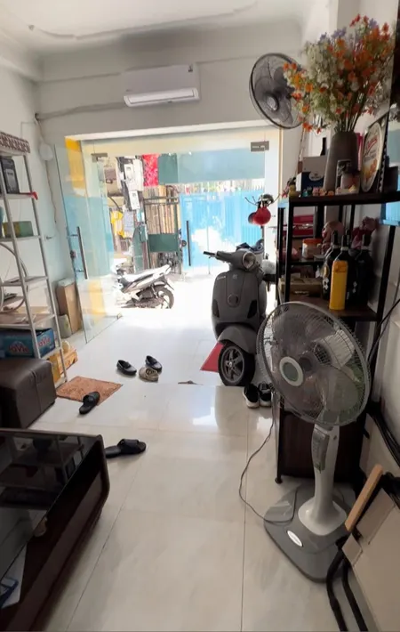 Cho thuê nhà riêng 3PN, 3WC, 32m2 tại Phố Láng Hạ, Đống Đa, Hà Nội chỉ với 16,5 triệu VND