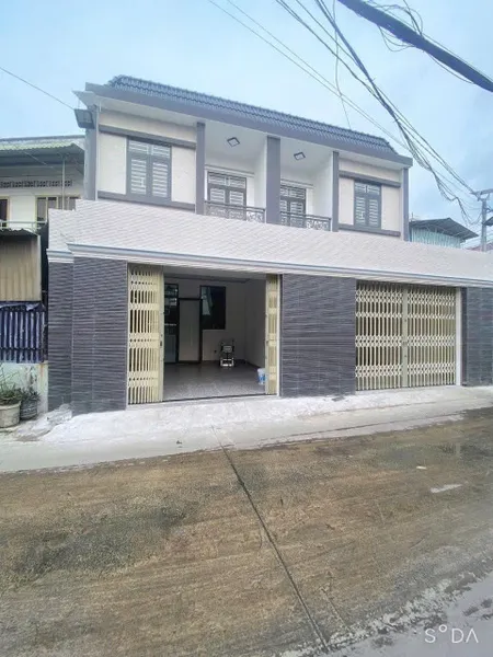 Bán Nhà Mặt Tiền Đường Thông Nhà Diện tích Lớn Thoáng Mát