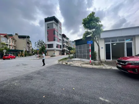HÀNG TUYỂN CHỌN-PHÂN LÔ ĐẤU GIÁ SẴN CÓ THẠCH BÀN- TIỀM NĂNG LỚN- ĐẦU TƯ HAY Ở ĐỀU PHÙ HỢP
