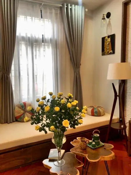 Bán nhà phân lô Thọ Tháp. DT 50m2 ( tầng 2 trở lên  60m2)x 5T, Mt 6,5m. Ngõ ô tô tránh. Giá 22 tỷ.
