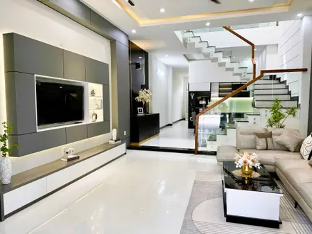 Ngay cụm trường & bệnh viện top Q10 – 53m² - Ngang 4.3m - CA Phường Sát Bên – 7 Tỷ XX chưa từng có