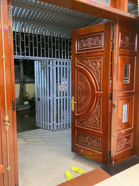 Bán nhà thiết kế đẹp 2  tầng kiên cố 4.3 tỷ giảm còn 3.9 tỷ