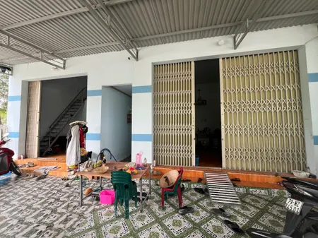 SIÊU PHẨM -- FULL THỔ -- NGAY THỊ TRẤN CAM ĐỨC -- ĐÃ CÓ 2 CĂN NHÀ