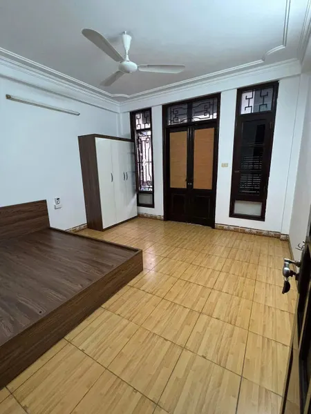 VIP NGUYỄN CHÍ THANH – PHÂN LÔ CÁN BỘ – Ô TÔ ĐỖ CỬA – NGÕ THÔNG – DÒNG TIỀN ỔN ĐỊNH