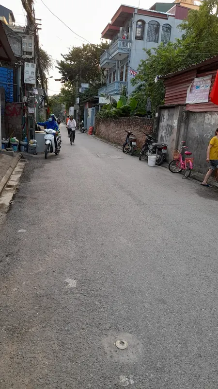 Bán mảnh đất Ngọc Lâm Long Biên 84m2, mặt tiền 6m, đường oto, kinh doanh, xây tòa nhà. Giá 15.8 tỷ