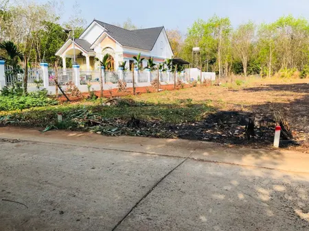 CẦN BÁN NHANH 2020M2 ĐẤT Ở THỊ XÃ CHƠN THÀNH GẦN CHỢ ĐI VÀO LÀ TỚI. GIÁ 140 TR