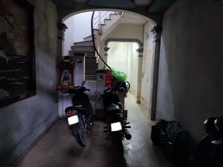 Bán nhà Văn Chương, Đống Đa, 7 phòng cho thuê, gần ngay ô tô