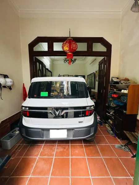 Bán nhà phố Vũ Thạnh, Đống Đa, phân lô, gara ô tô, ngõ rộng, nhà dân xây