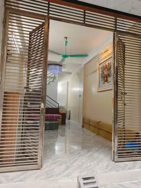 Cho thuê nhà ngõ ô tô Đường Phú Diễn, 5 tầng x 25m2, 5PN, 10 Triệu ở hộ gđ, Full đồ