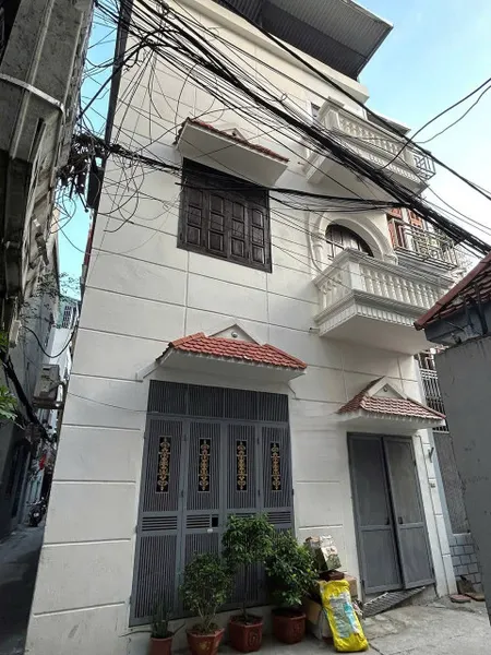 Cho thuê nhà Phố Giáp Nhị, 3 tầng x 70m2, 4 ngủ, 16 Triệu ô tô đỗ cửa