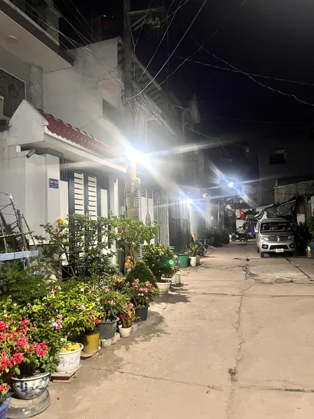 ĐẤT 1/,KHU DÂN CƯ HIỆN HỮU, XÂY DỰNG TỰ DO.3,6tỷ TL NHẸ