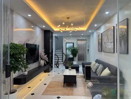 Siêu Phẩm! Xuân La ,OTo qua nhà,Thang máy,DT: 38m2 x 5Tàng,Giá: 11.5 tỷ Tây Hồ