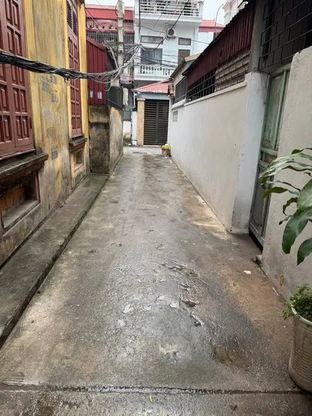 BÁN NHÀ 3 TẦNG, 40M2, NGÕ HOA LÂM, ĐỨC GIANG - LONG BIÊN - GIÁ 5.650 đ- SỔ ĐỎ CHÍNH CHỦ
