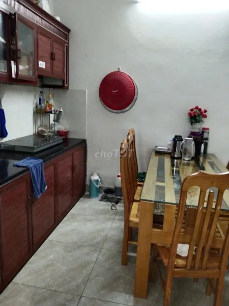 Cho thuê nhà 160m2, đường Nguyễn Văn Linh, Thạch Bàn, Long Biên