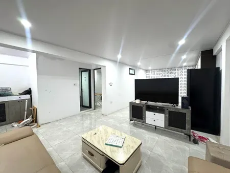 BÁN NHÀ TẬP THỂ 50M2 - NAM ĐỒNG - Ô CHỢ DỪA - ĐỐNG ĐA - HÀ NỘI - CHỈ 3,X TỶ - SỔ ĐỎ CHÍNH CHỦ
