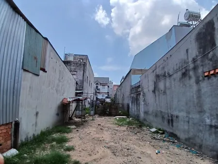 Đất mt đường tân thới nhì 18 hóc môn