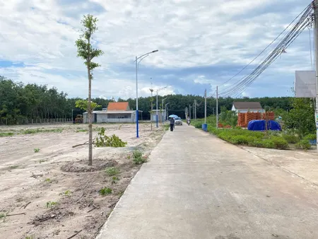 BÁN GẤP GIÁ 580TR LÔ ĐẤT 200M2 Ở TRUNG TÂM CHƠN THÀNH, BÌNH PHƯỚC
