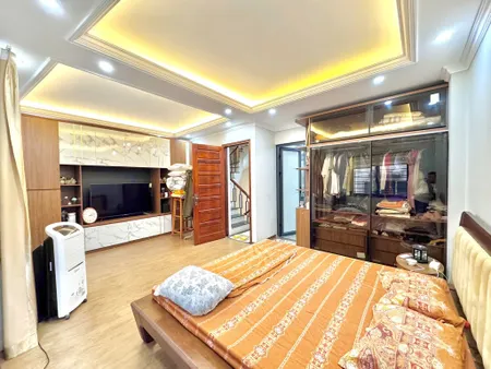 SĐCC - NHÀ GIẢI PHÓNG HOÀNG MAI - NHÀ CHỦ TỰ XÂY CHẮC CHẮN – GẦN Ô TÔ – GẦN ĐẠI HỌC BÁCH-KINH-XÂY – FULL NỘI THẤT – 3 MẶT THOÁNG
