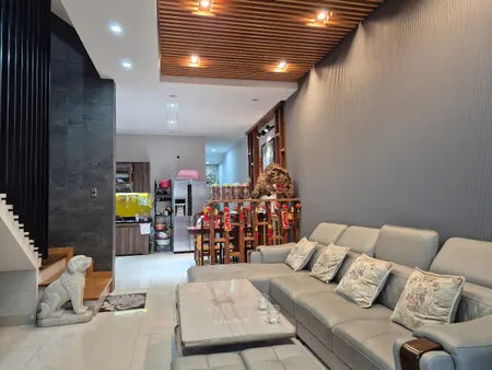Đón Đầu Xu Hướng - Bất Động Sản Đà Nẵng Đang "Nóng"! Chỉ cần hơn 3 Tỷ là có cơ hội sở hữu ngay.   Đừng bỏ lỡ làn sóng đầu tư mới tại Đà Nẵng! Căn nhà 4 tầng, sổ 100m² (5x20m) tại Đường Thanh Lương, TP Đà Nẵng – tiềm năng bứt phá không giới hạn! 🏡 Thiết kế