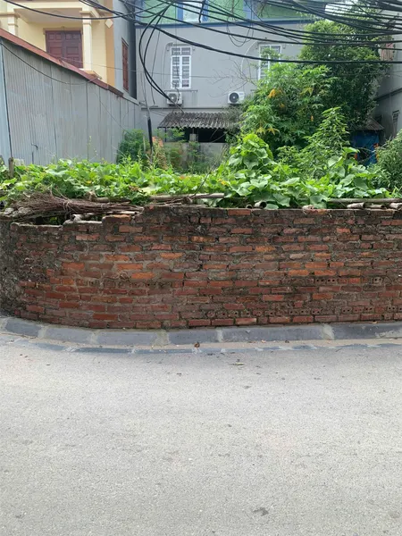 ĐẤT CHÍNH CHỦ Cần Bán Nhanh Lô Đất Đẹp Vị Trí Tại cổng làng Chài Võng La, huyện Đông Anh, Tp Hà Nội
