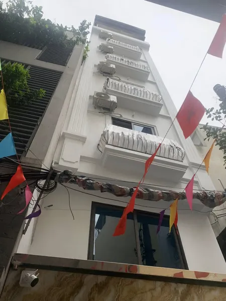 NHỈNH 11 TỶ - PHỐ PHƯƠNG CANH, NAM TỪ LIÊM 54M2 x 7T THANG MÁY, CÁCH 1 NHÀ RA PHỐ - Ô TÔ ĐỖ CỬA