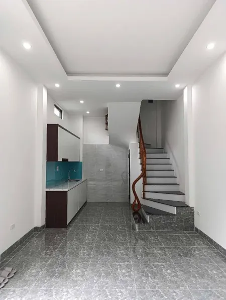 BÁN NHÀ ĐẠI MỖ NAM TỪ LIÊM 30m 6,15 TỶ 4,5 TẦNG MT 8,3m. NGÕ THÔNG RỘNG. TIỆN ÍCH ĐỦ ĐƯỜNG.