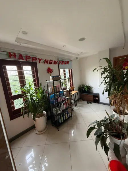 Cho thuê Mặt Phố Nguyễn Hoàng 110m2 x 1 tầng, 14 Triệu VP, KD online, Like Tream