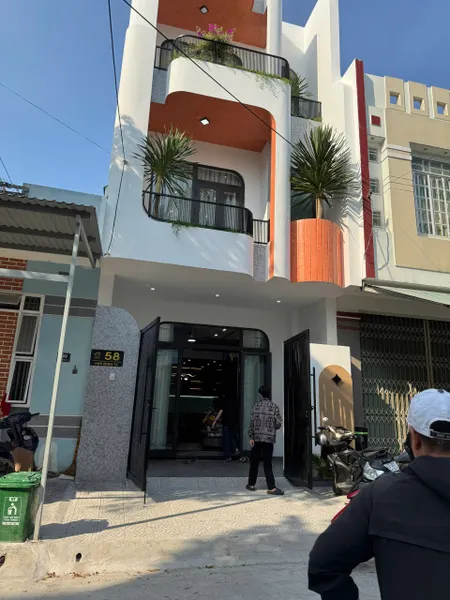 + Trung Tâm Cẩm lệ, Nhà 3 tầng Lê Kim Lăng, đường 7,5m lề 9m, gần sân bay và lê đại hành.